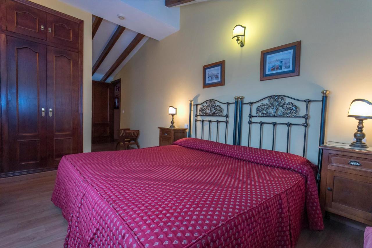 Posada De La Abadia - Adults Only Santillana del Mar Eksteriør billede
